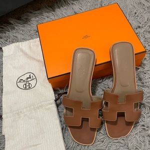 Hermès Oran Sandal